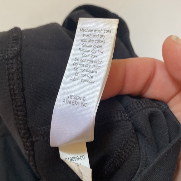 Athleta Black Booty Shorts XS #160 - Picture 7 of 7